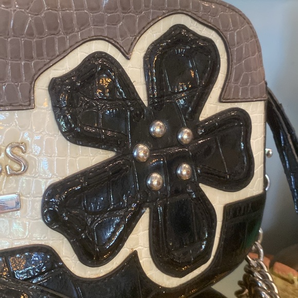 90's Guess Faux Reptile Patent Leather Womens Handbag Purse Chain Strap - Picture 2 of 8